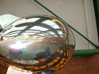 Dirigeable indoor1